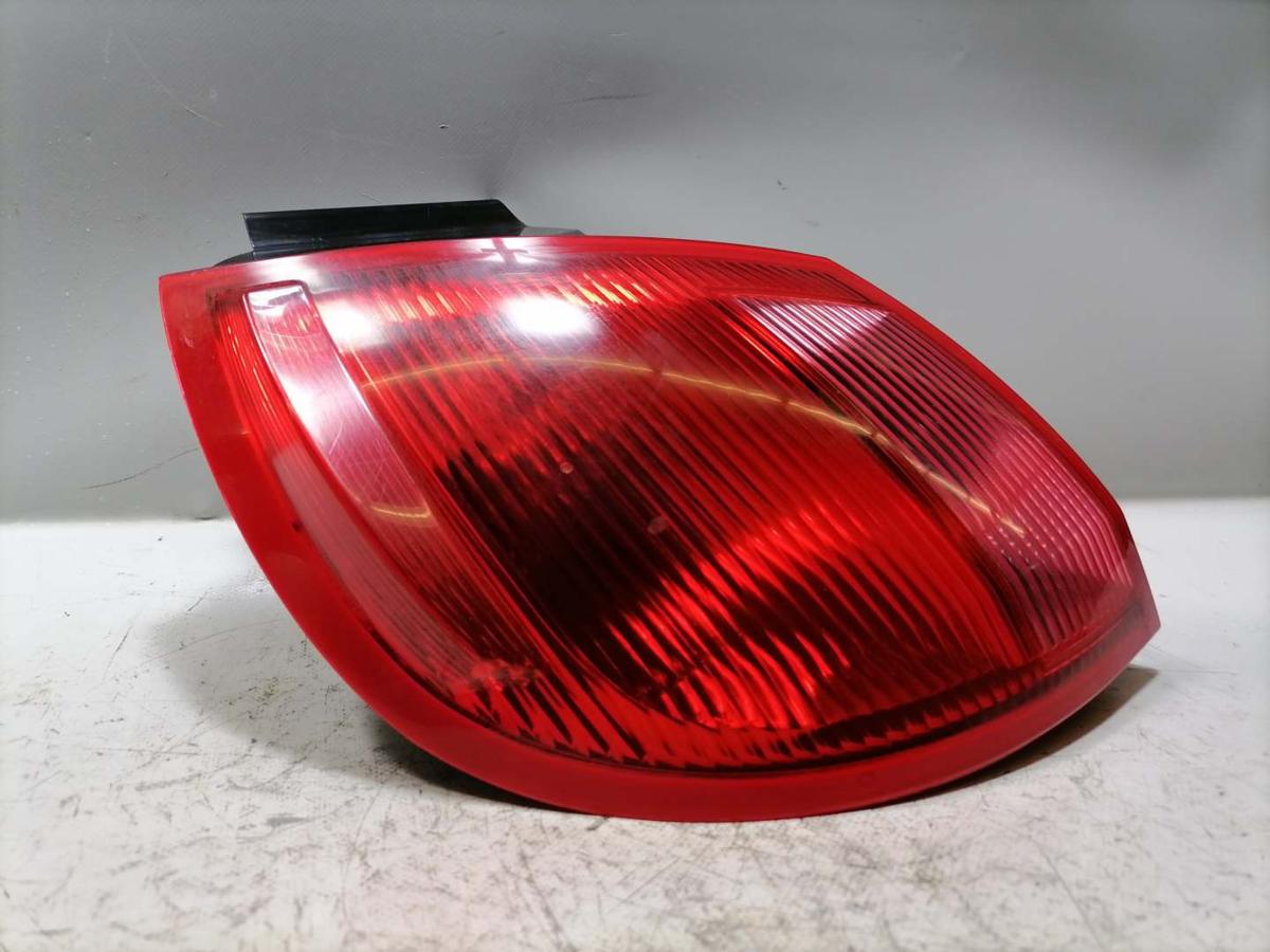 Mitsubishi Colt Z30 original R&uuml;cklicht R&uuml;ckleuchte Schlossleuchte links 3-T&uuml;rer Bj.2006